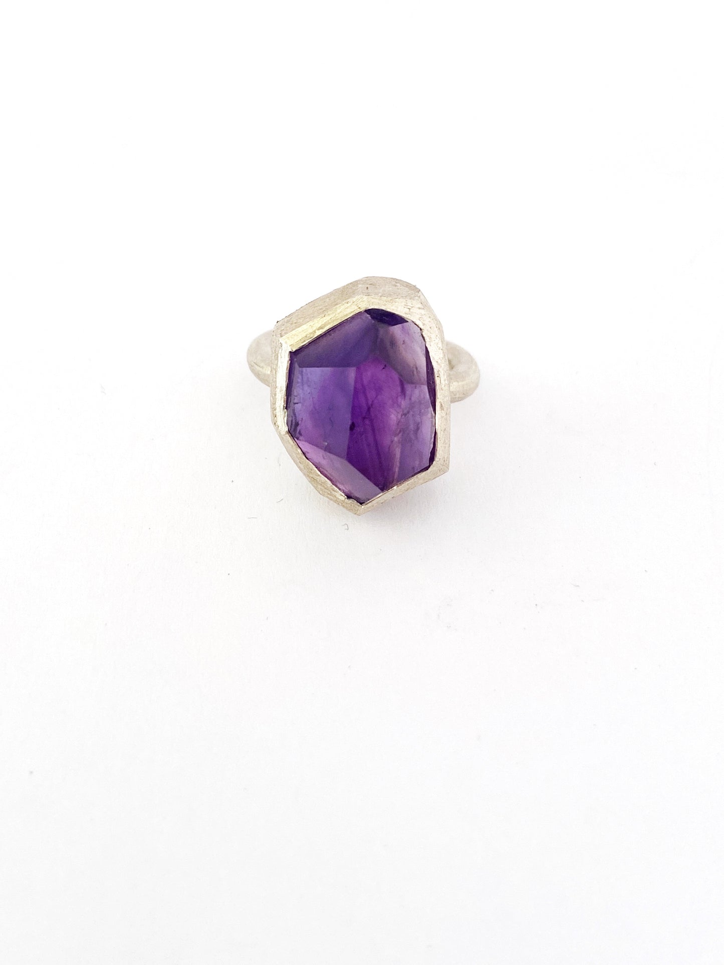 Amethyst Rockstar ring in silver