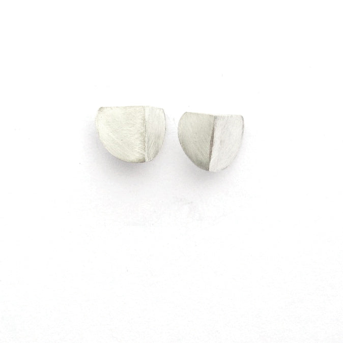 Folded Semi Circle stud