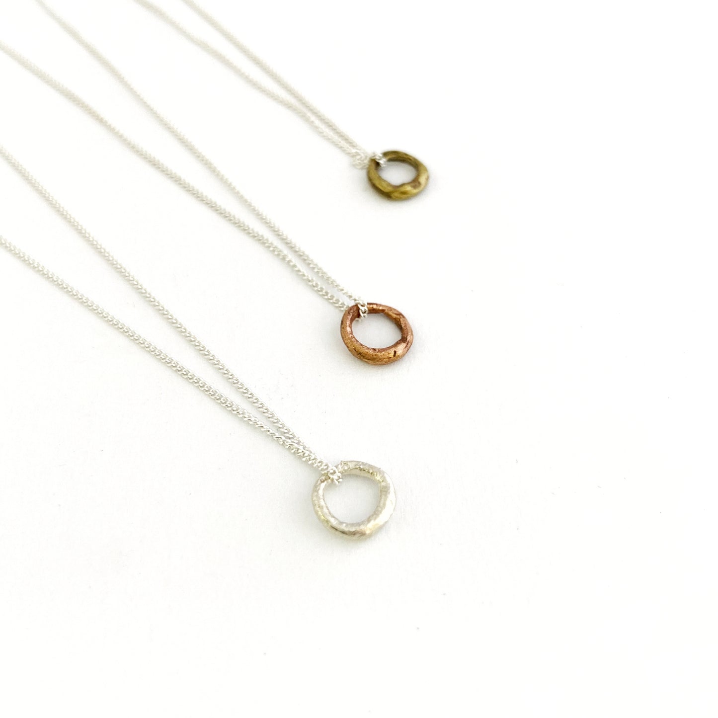 Organic circle pendant - tiny