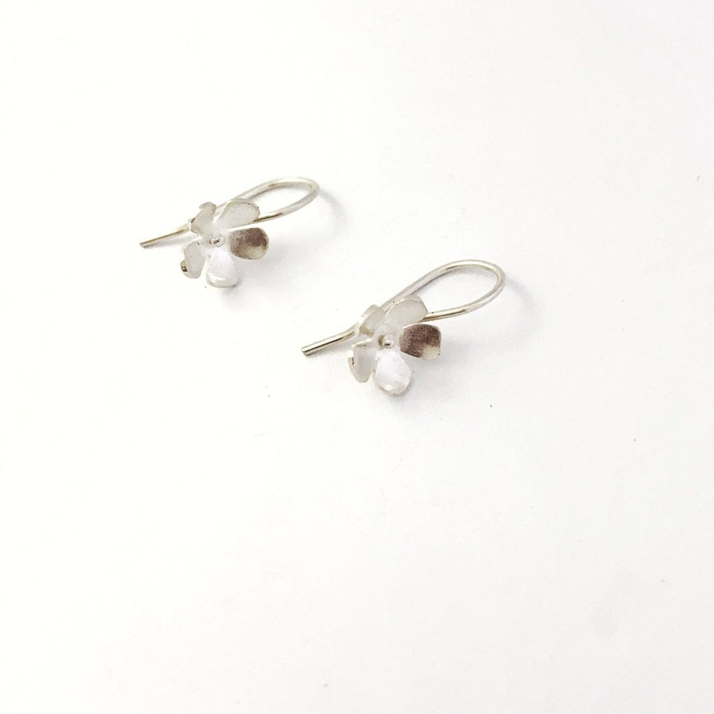 cute five petal flower earring in sterling silver