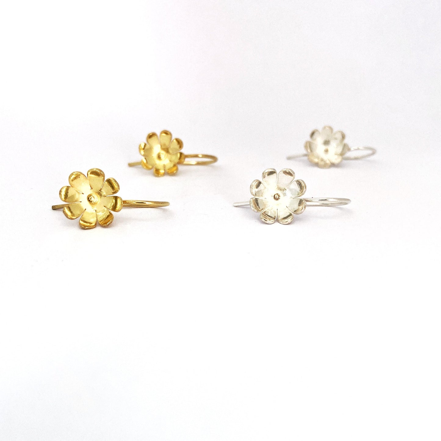 daisy drop earring in silver and gold