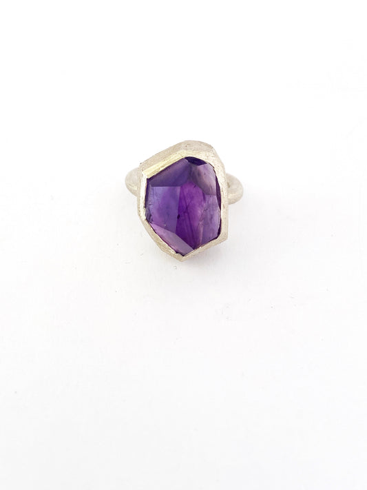 Amethyst Rockstar ring in silver