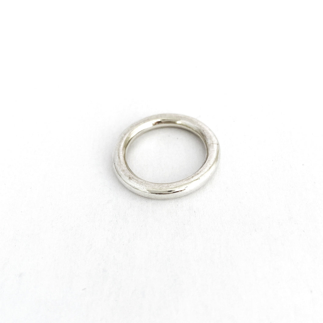 Simple round ring by designer Savage Jewellery