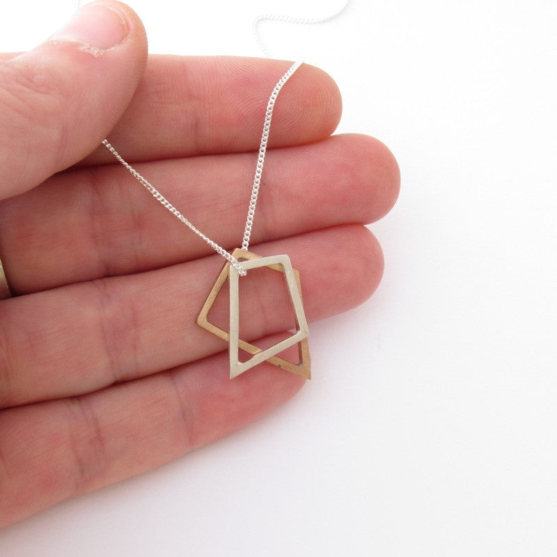 Double Quadrilateral on Chain