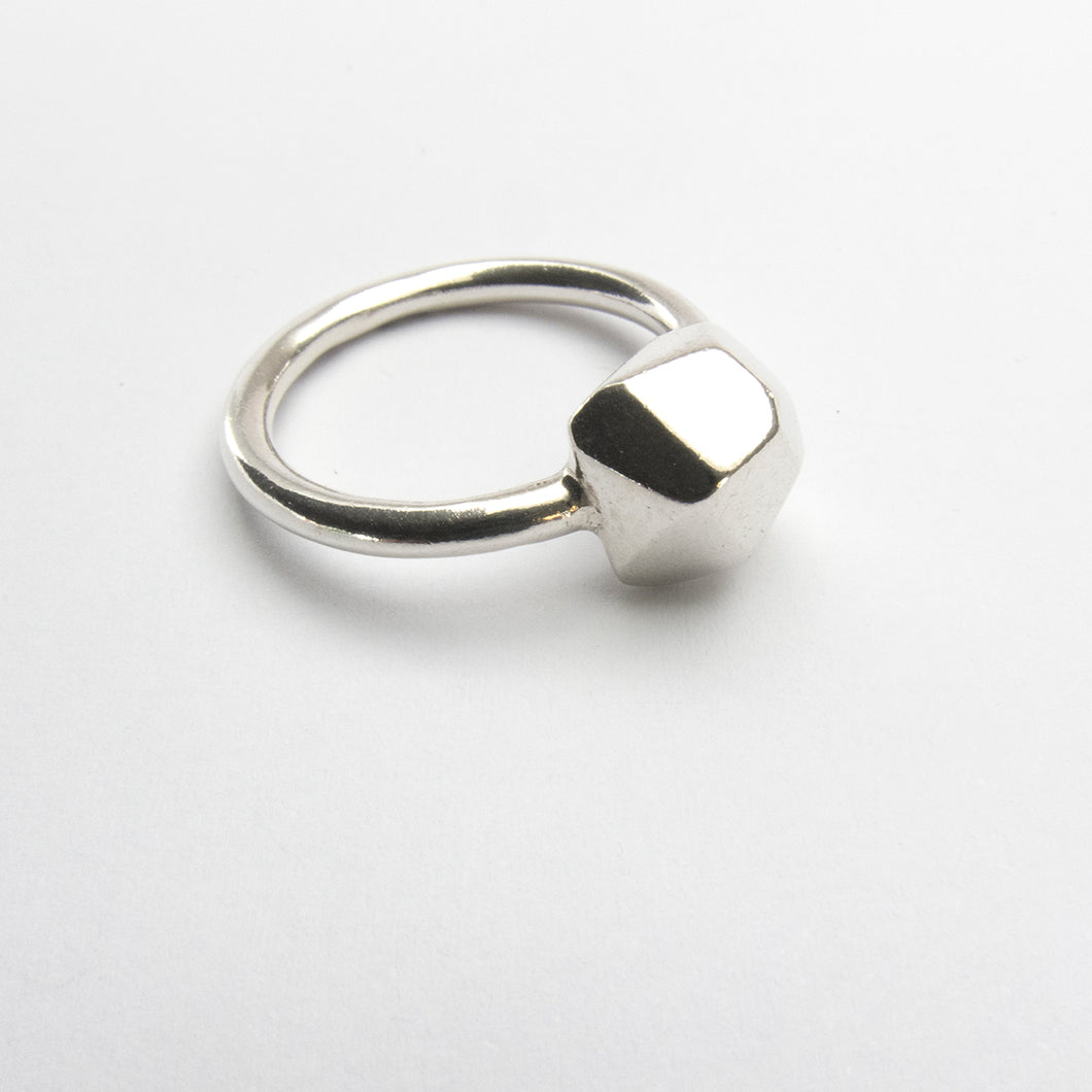Nugget ring in silver or bronze - medium