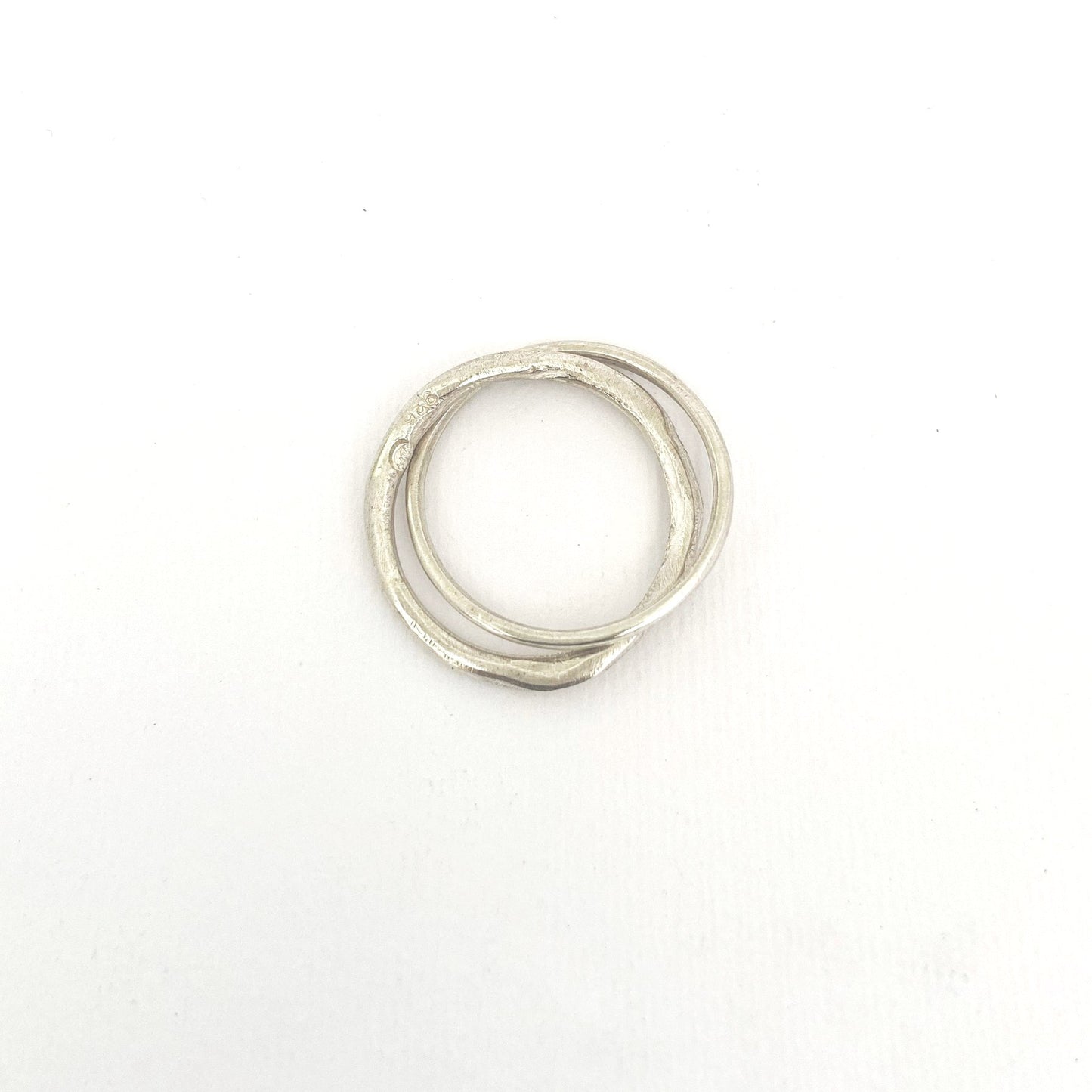 Organic Unity Ring in silver - 2mm